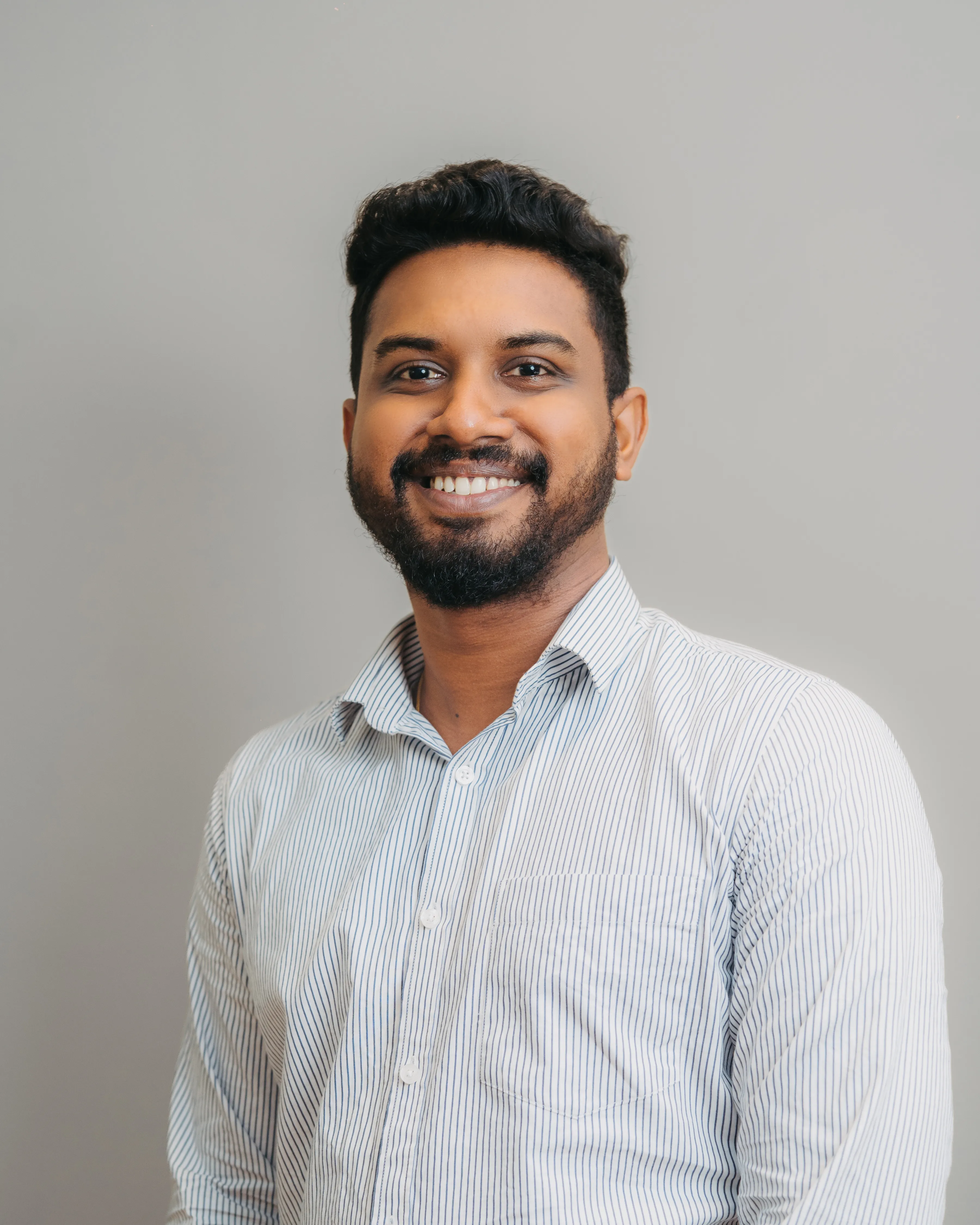 Office Portrait 5-SML05653
